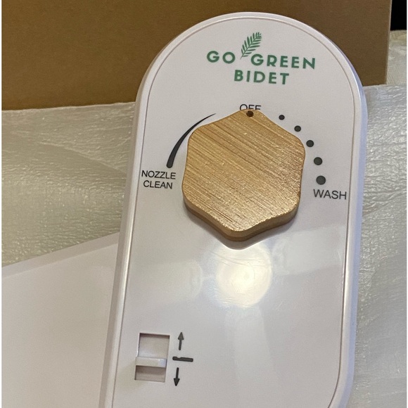 *Brand new* Go Green Bidet toilet attachment - Picture 6 of 8